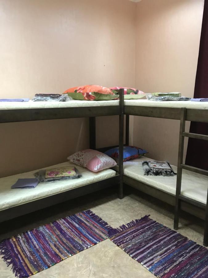 Ararat-Demeevskaya Hostel Kiev Dış mekan fotoğraf