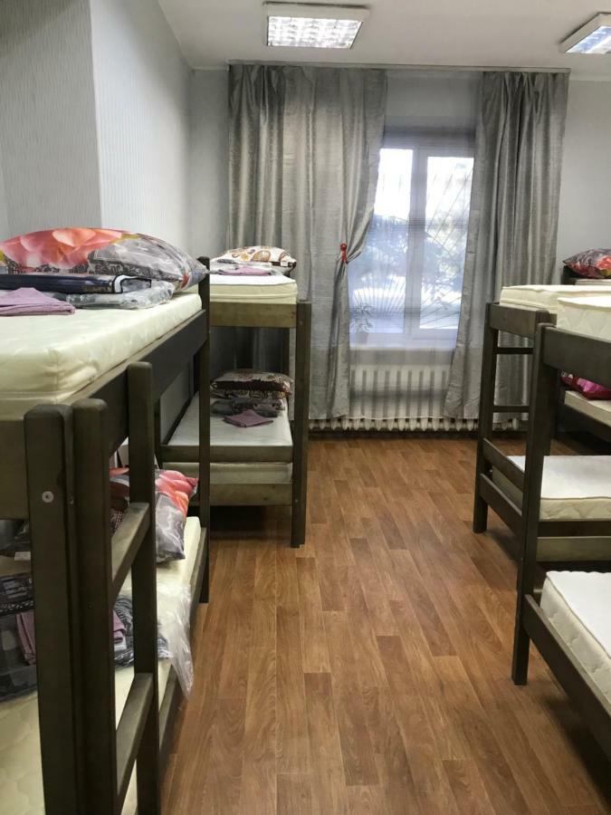 Ararat-Demeevskaya Hostel Kiev Dış mekan fotoğraf