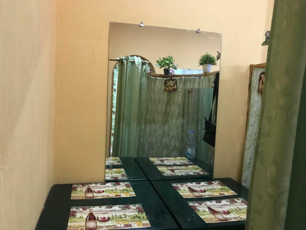 Ararat-Demeevskaya Hostel Kiev Dış mekan fotoğraf