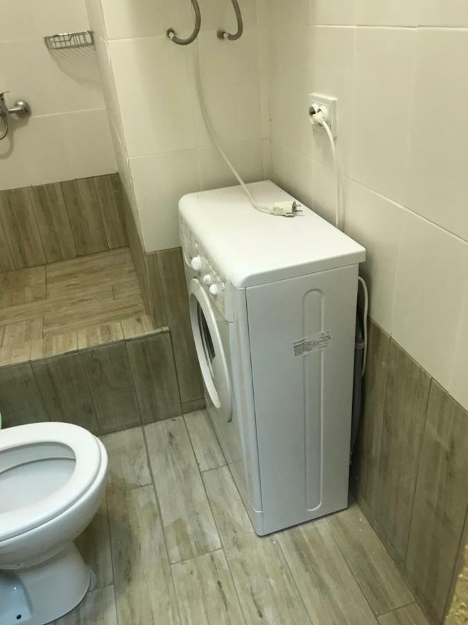 Ararat-Demeevskaya Hostel Kiev Dış mekan fotoğraf